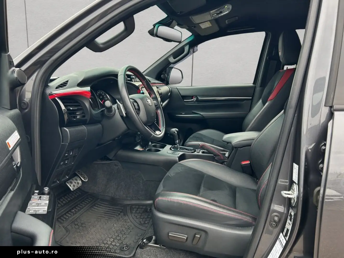 TOYOTA HiLux 2.8 D4-D 4x4 Double Cab GR Sport