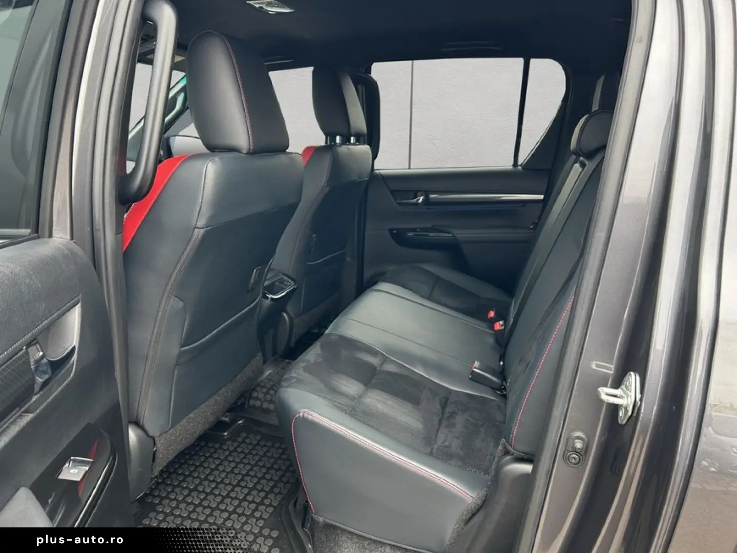 TOYOTA HiLux 2.8 D4-D 4x4 Double Cab GR Sport