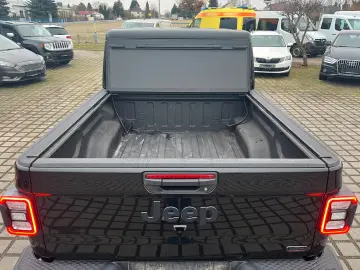 Jeep Gladiator 3.0 V6 Farout Edit.