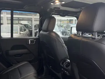 Jeep Gladiator 3.0 V6 Farout Edit.