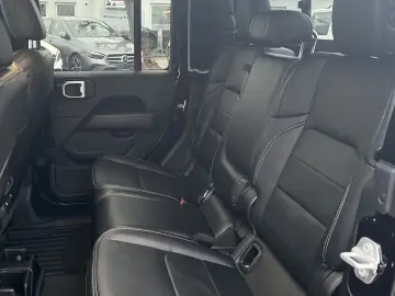 Jeep Gladiator 3.0 V6 Farout Edit.