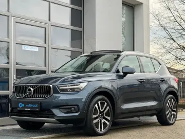 VOLVO XC40 T5 INSCRIPTION ACC PANO 360 LEDER HARMAN 19