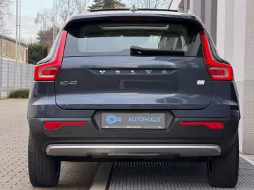 VOLVO XC40 T5 INSCRIPTION ACC PANO 360 LEDER HARMAN 19