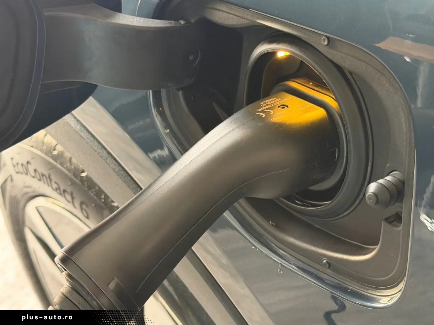 VOLVO XC40 T5 INSCRIPTION ACC PANO 360 LEDER HARMAN 19