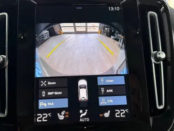 VOLVO XC40 T5 INSCRIPTION ACC PANO 360 LEDER HARMAN 19