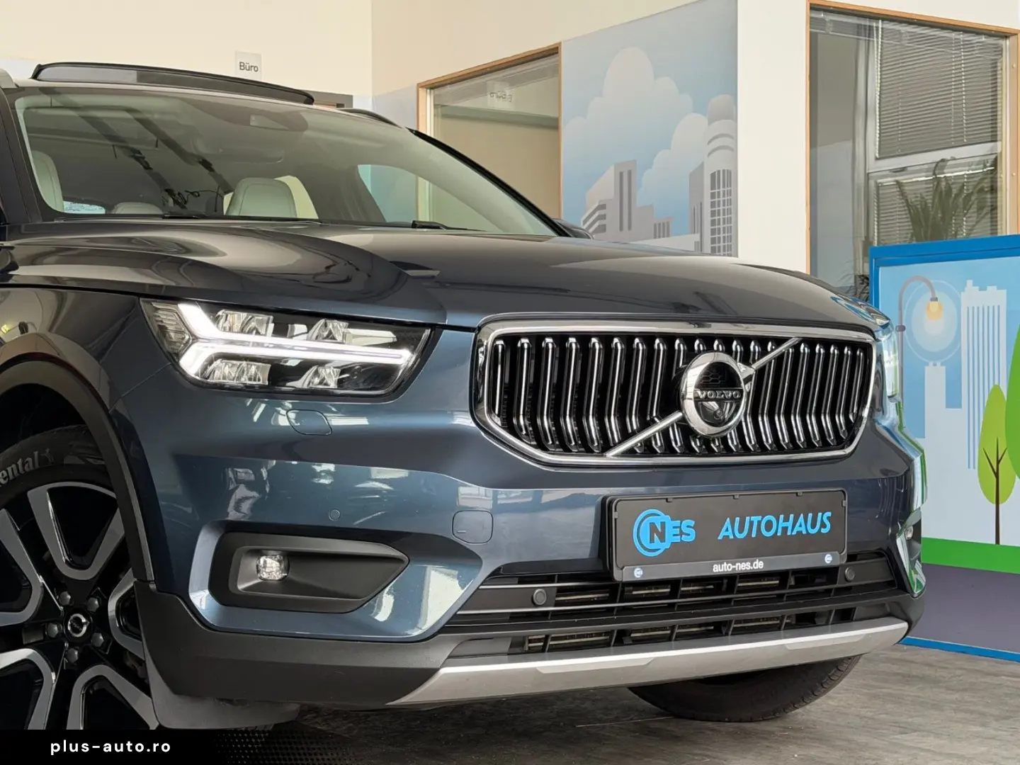 VOLVO XC40 T5 INSCRIPTION ACC PANO 360 LEDER HARMAN 19