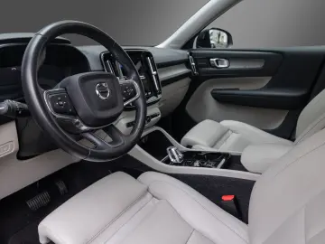 VOLVO XC40 Inscription Recharge Plug-In Hybrid 2WD