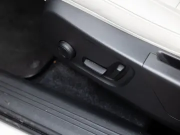 VOLVO XC40 Inscription Recharge Plug-In Hybrid 2WD