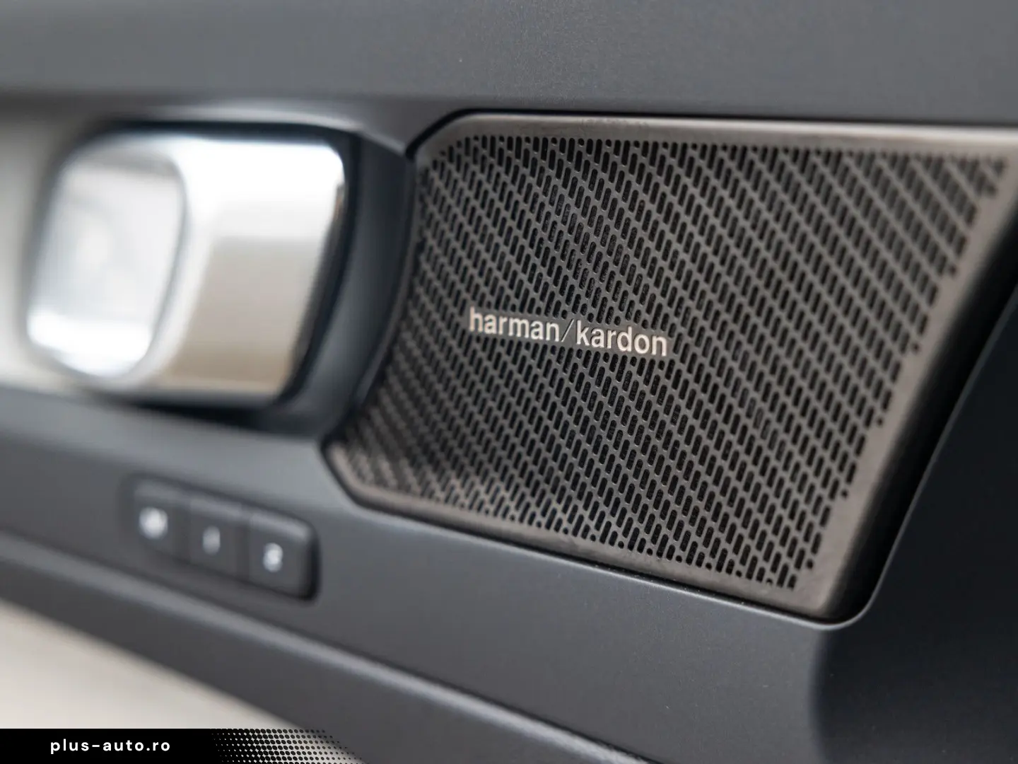 VOLVO XC40 Inscription Recharge Plug-In Hybrid 2WD