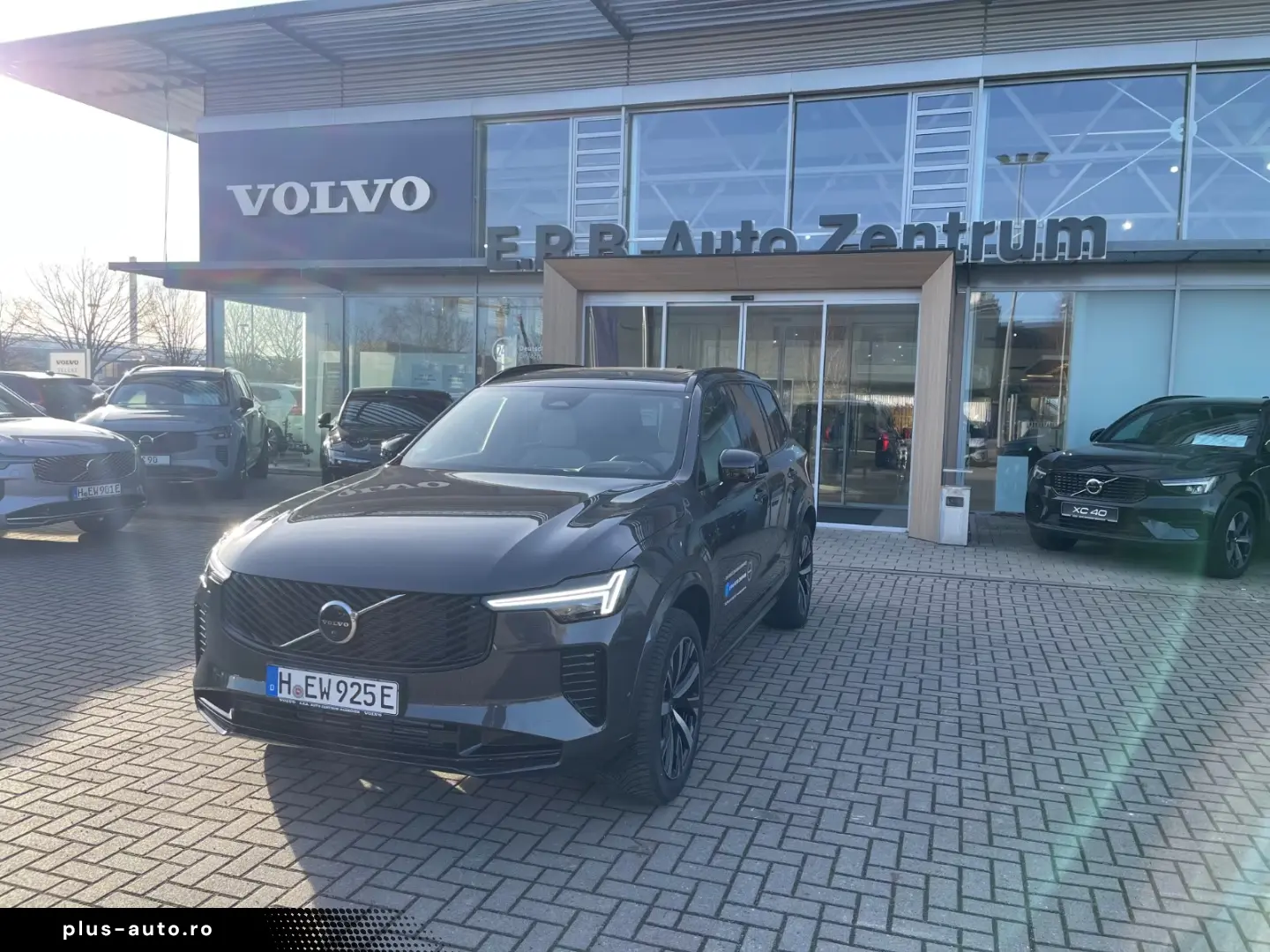 Volvo XC90 T8 AWD Plus Dark Plug-In Hybrid