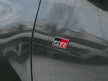 TOYOTA  HILUX GR Sport  Cabina Dubla