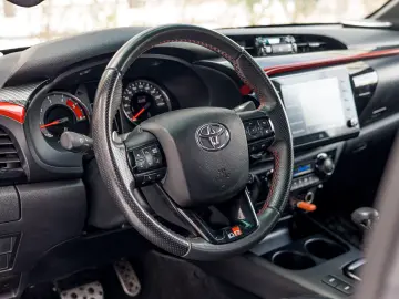 TOYOTA  HILUX GR Sport  Cabina Dubla