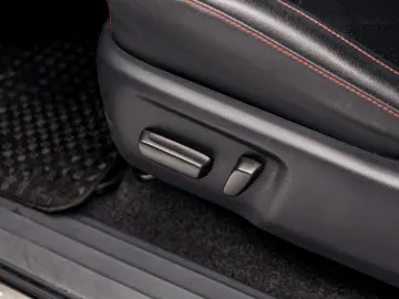 TOYOTA  HILUX GR Sport  Cabina Dubla