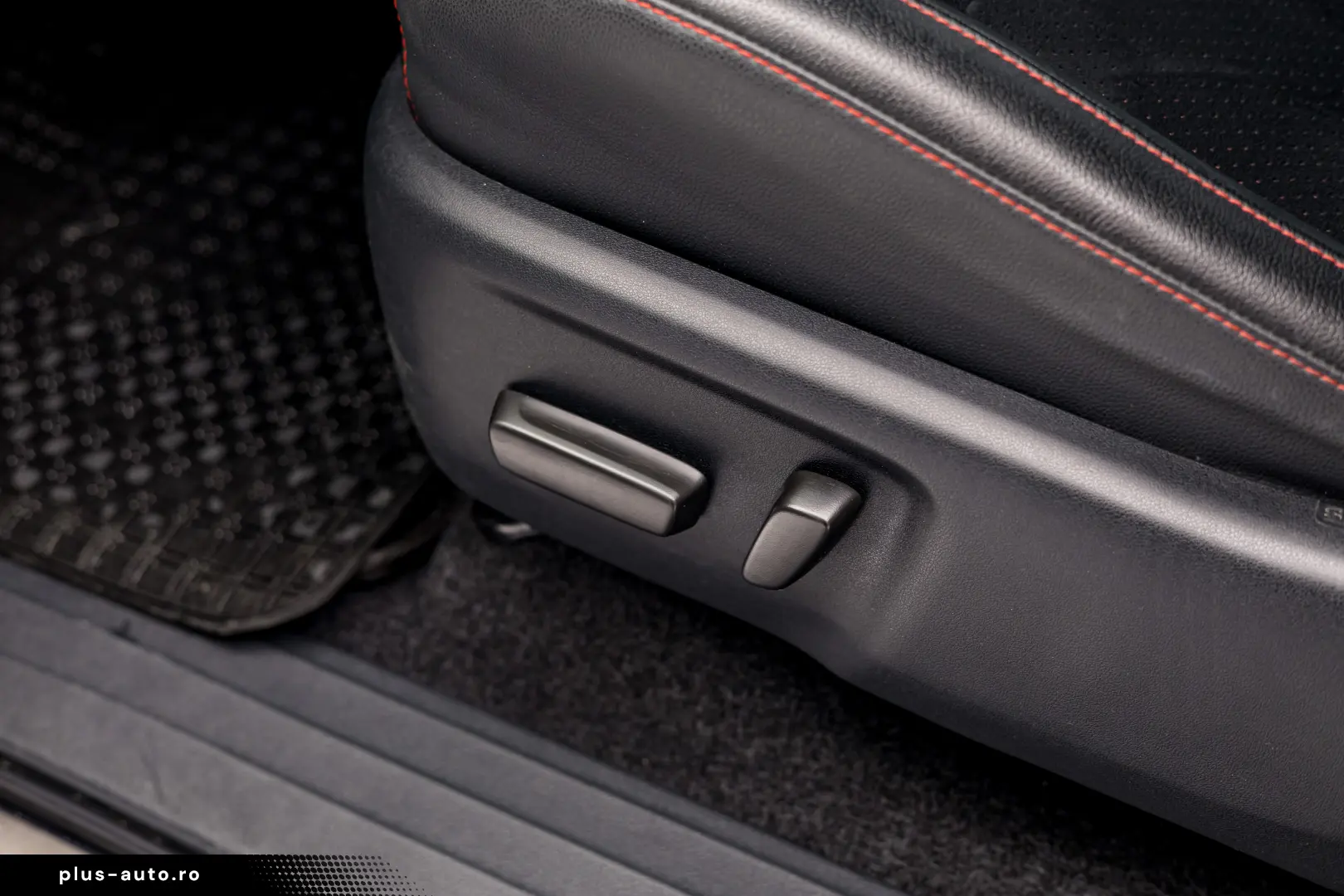 TOYOTA  HILUX GR Sport  Cabina Dubla