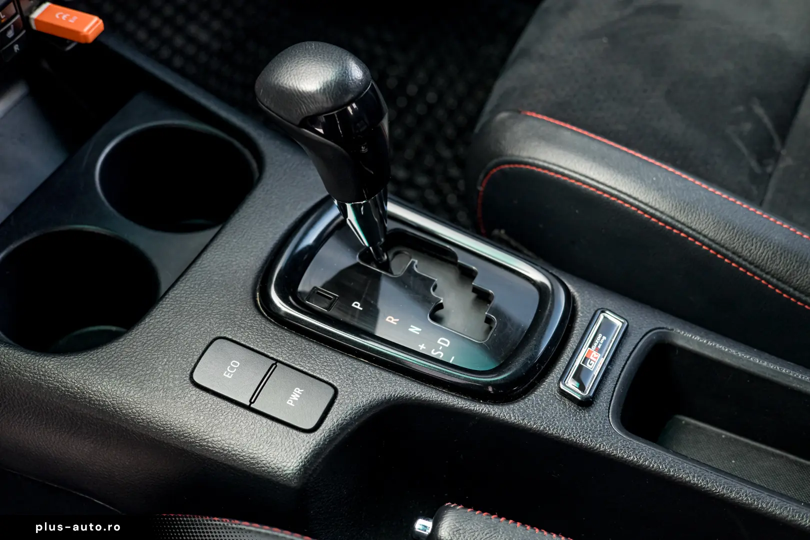 TOYOTA  HILUX GR Sport  Cabina Dubla