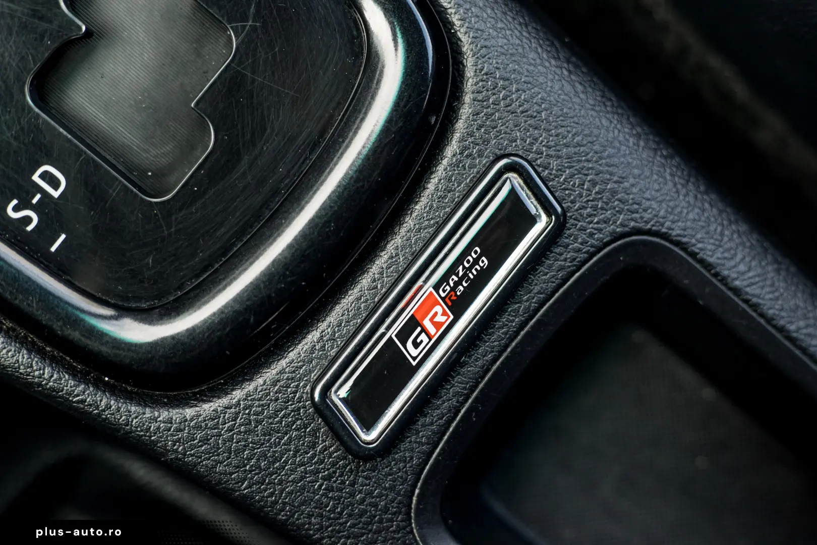 TOYOTA  HILUX GR Sport  Cabina Dubla