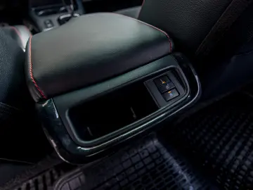 TOYOTA  HILUX GR Sport  Cabina Dubla