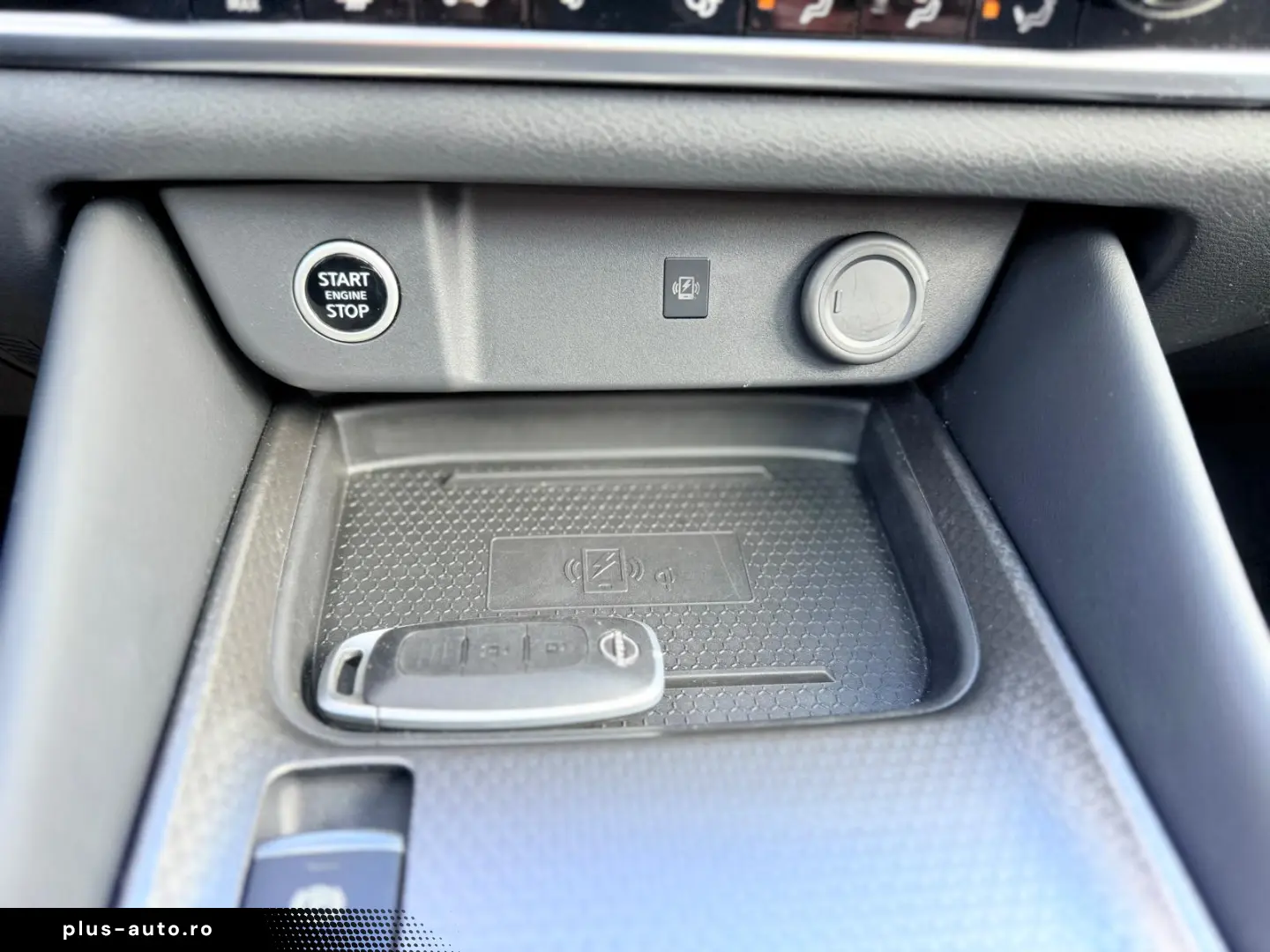 Nissan Qashqai 4WD Tekna Fab.-02.2025 1.3 DIG-T MHEV 158 Cp