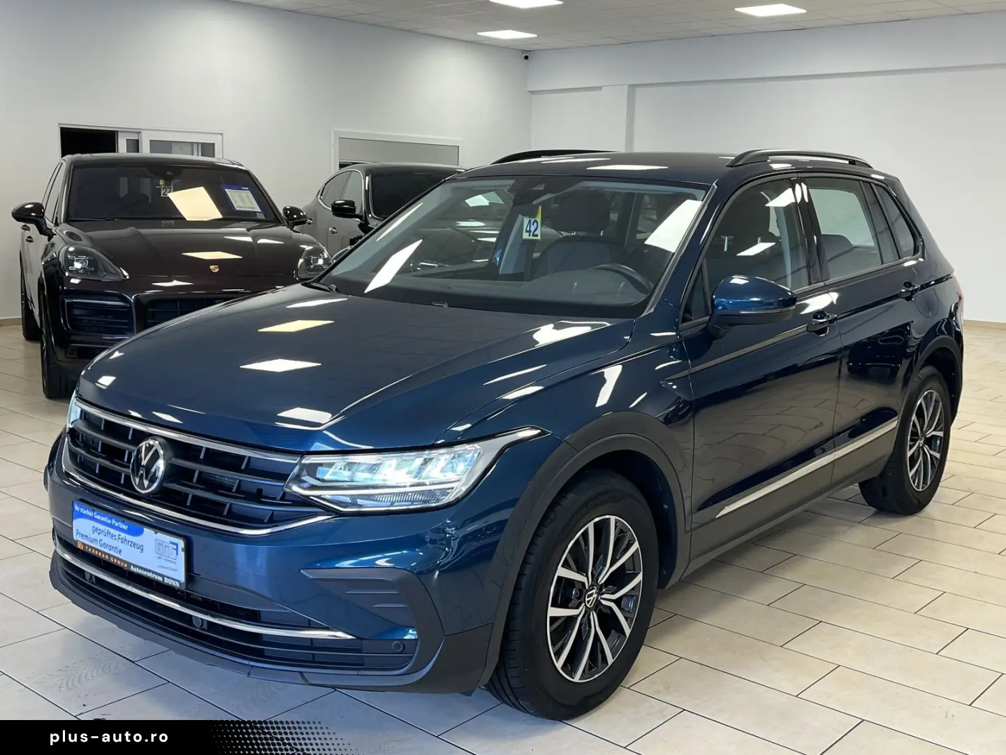 VW Tiguan Life Navi LED R-Cam ACC clima pe 3 zone