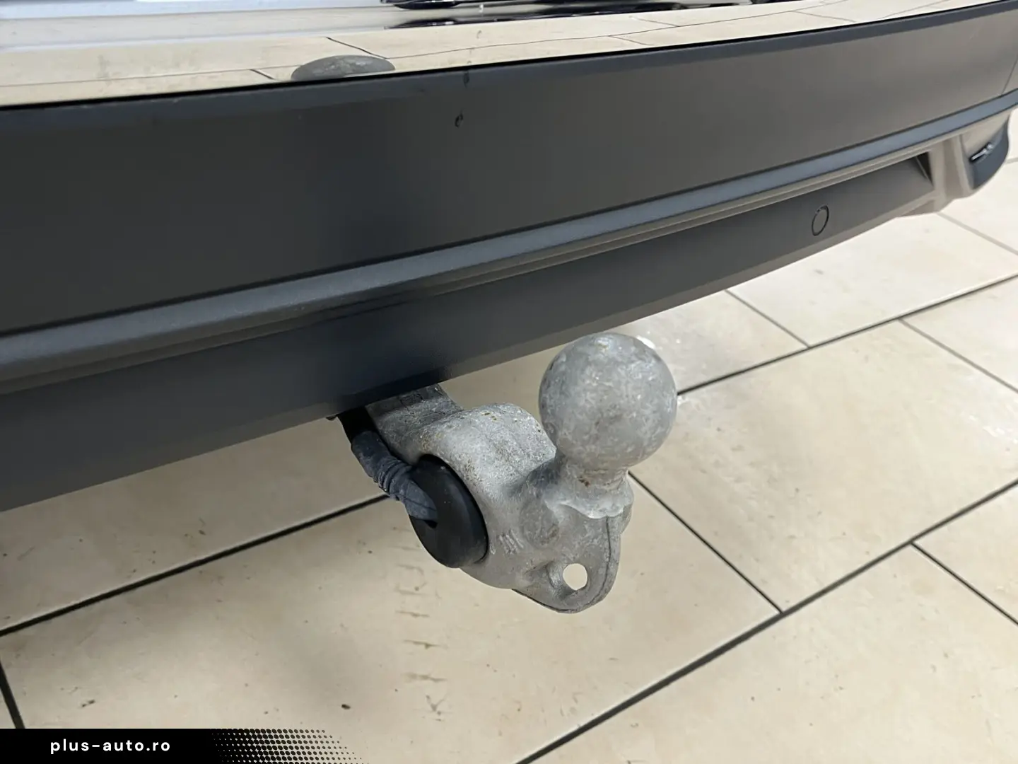 VW Tiguan Life Navi LED R-Cam ACC clima pe 3 zone