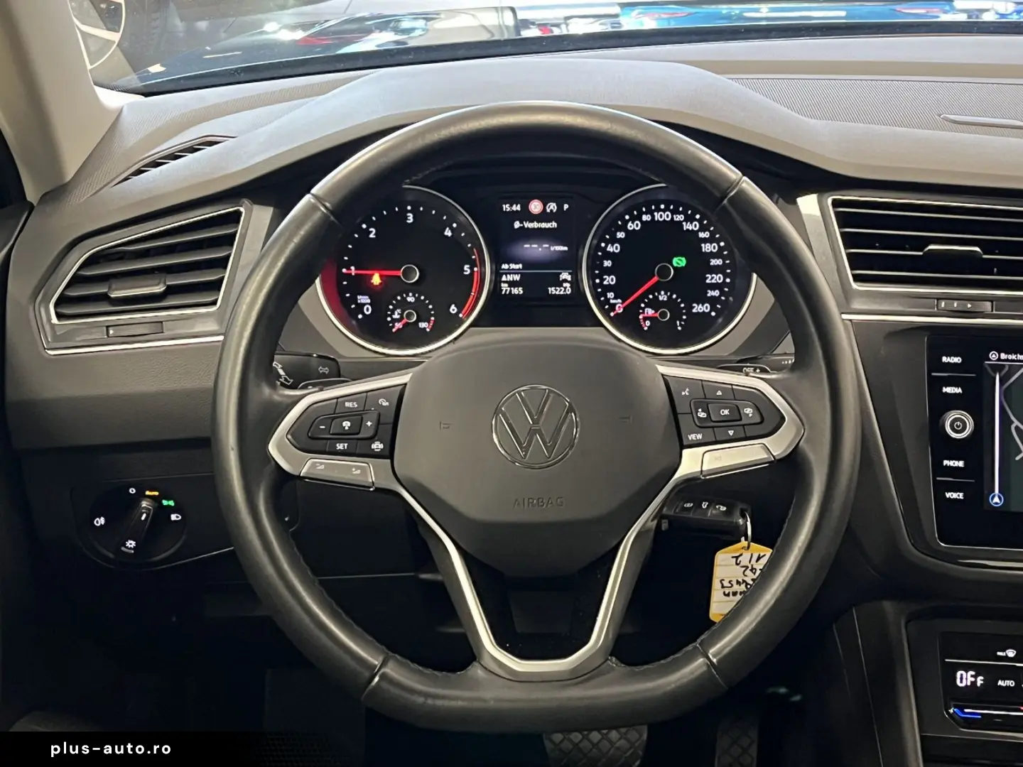 VW Tiguan Life Navi LED R-Cam ACC clima pe 3 zone