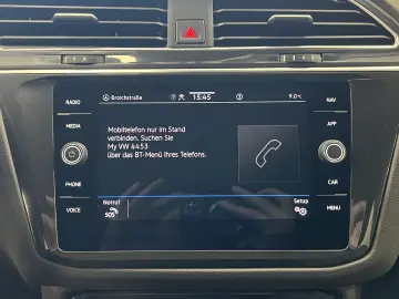 VW Tiguan Life Navi LED R-Cam ACC clima pe 3 zone