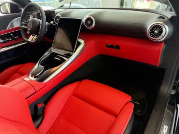 Mercedes-Benz SL 43 AMG