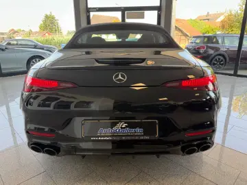 Mercedes-Benz SL 43 AMG