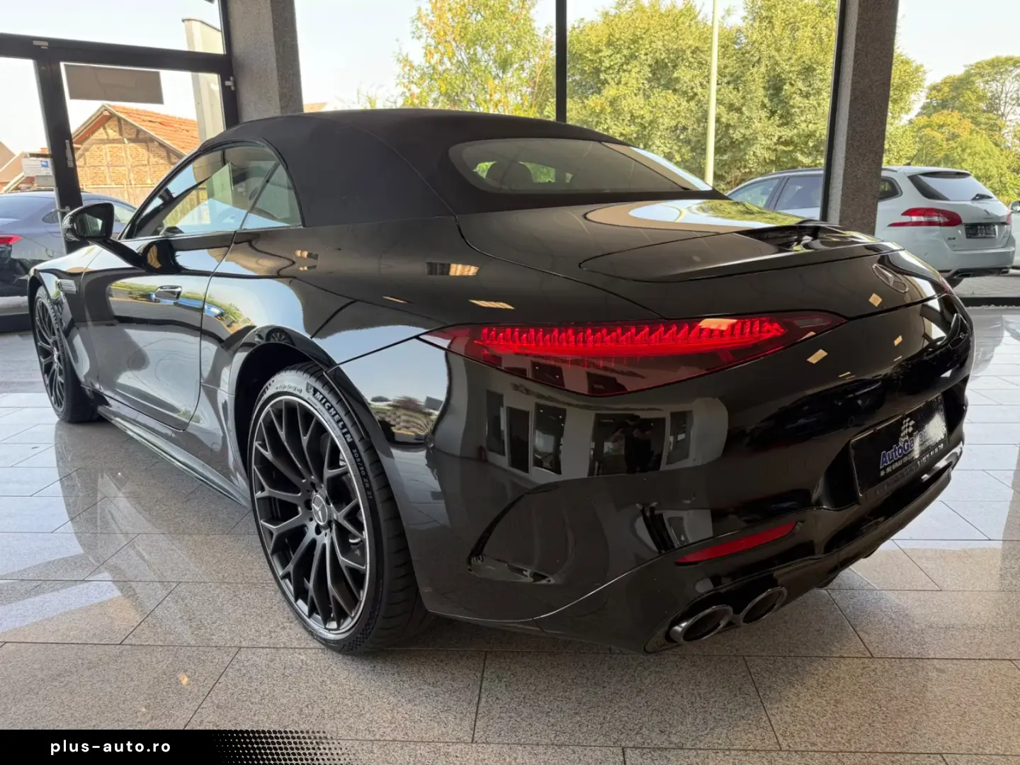 Mercedes-Benz SL 43 AMG