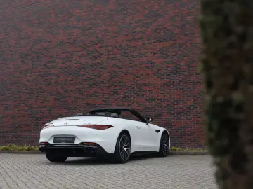 Mercedes-Benz SL 43 AMG