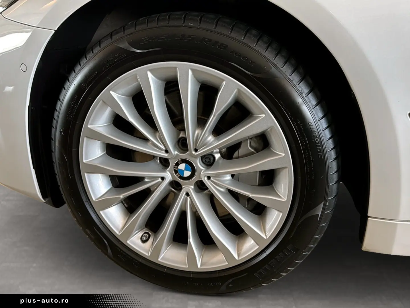 BMW 530i xDrive Limousine LiveCockpitProf Head-Up