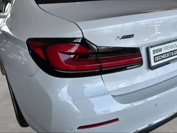 BMW 530i xDrive Limousine LiveCockpitProf Head-Up