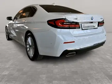 BMW 530i xDrive Limousine LiveCockpitProf Head-Up