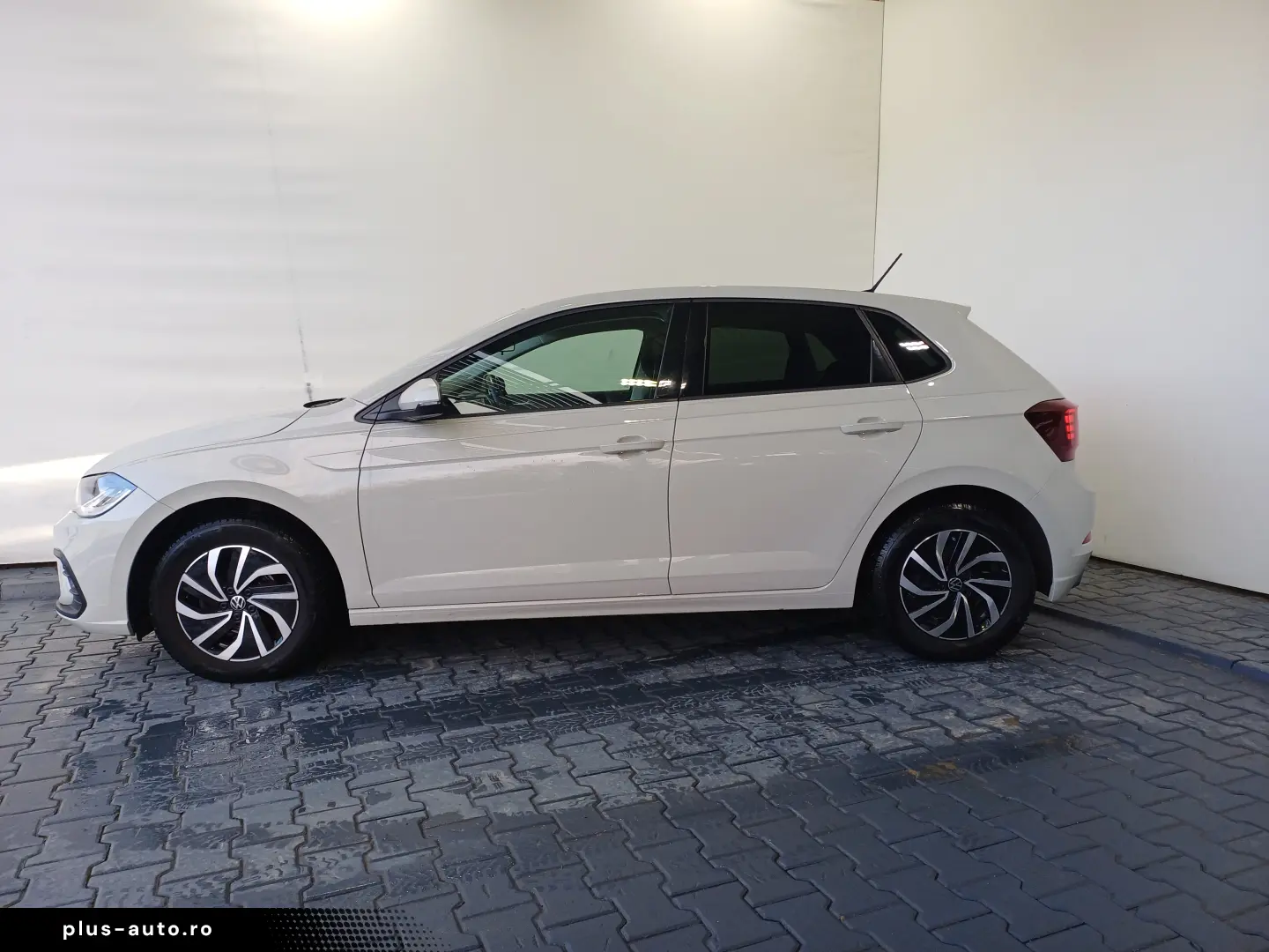 VOLKSWAGEN POLO 1.0 TSI Life 95CP