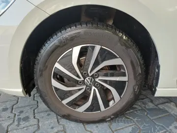 VOLKSWAGEN POLO 1.0 TSI Life 95CP