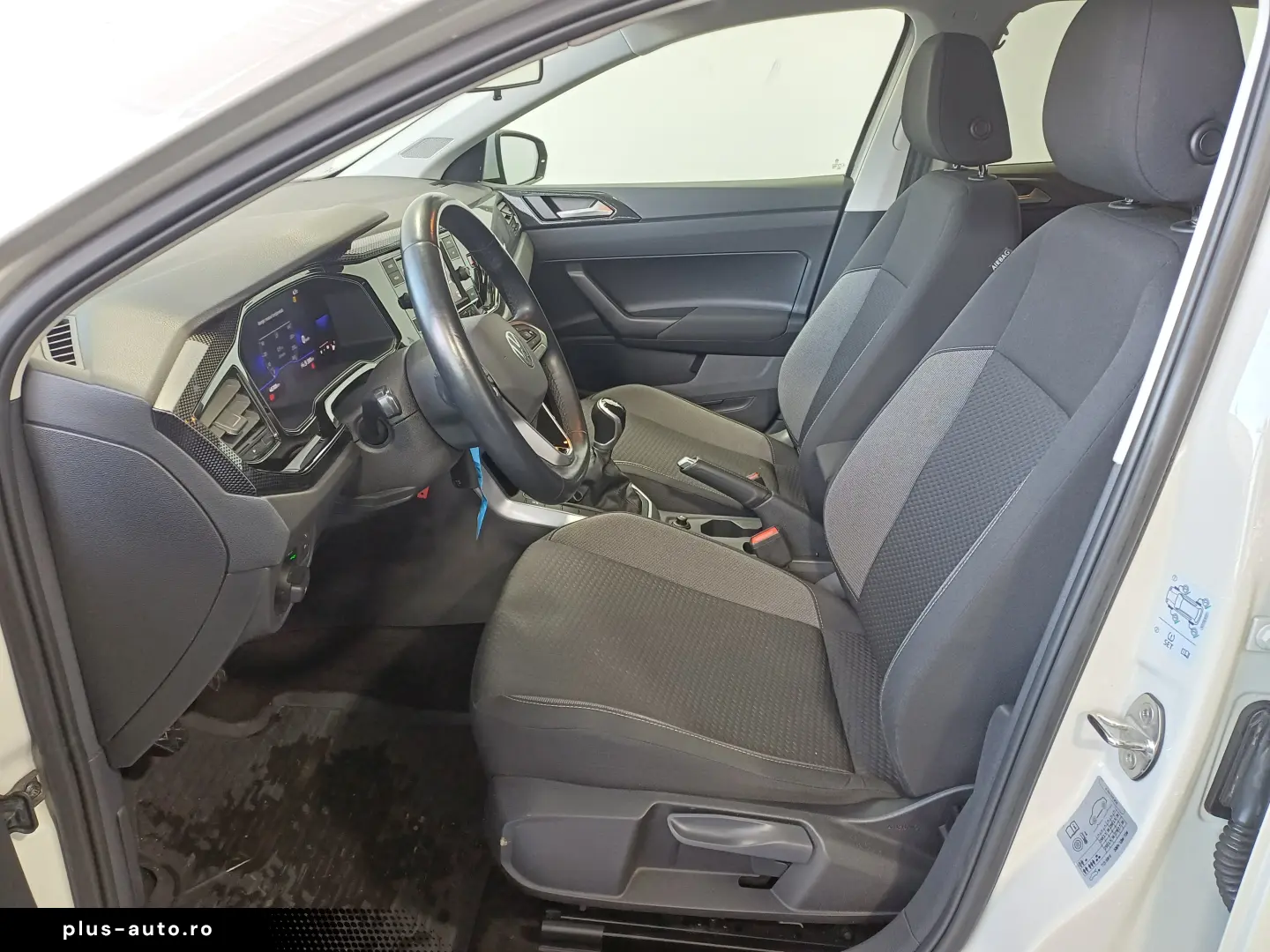 VOLKSWAGEN POLO 1.0 TSI Life 95CP