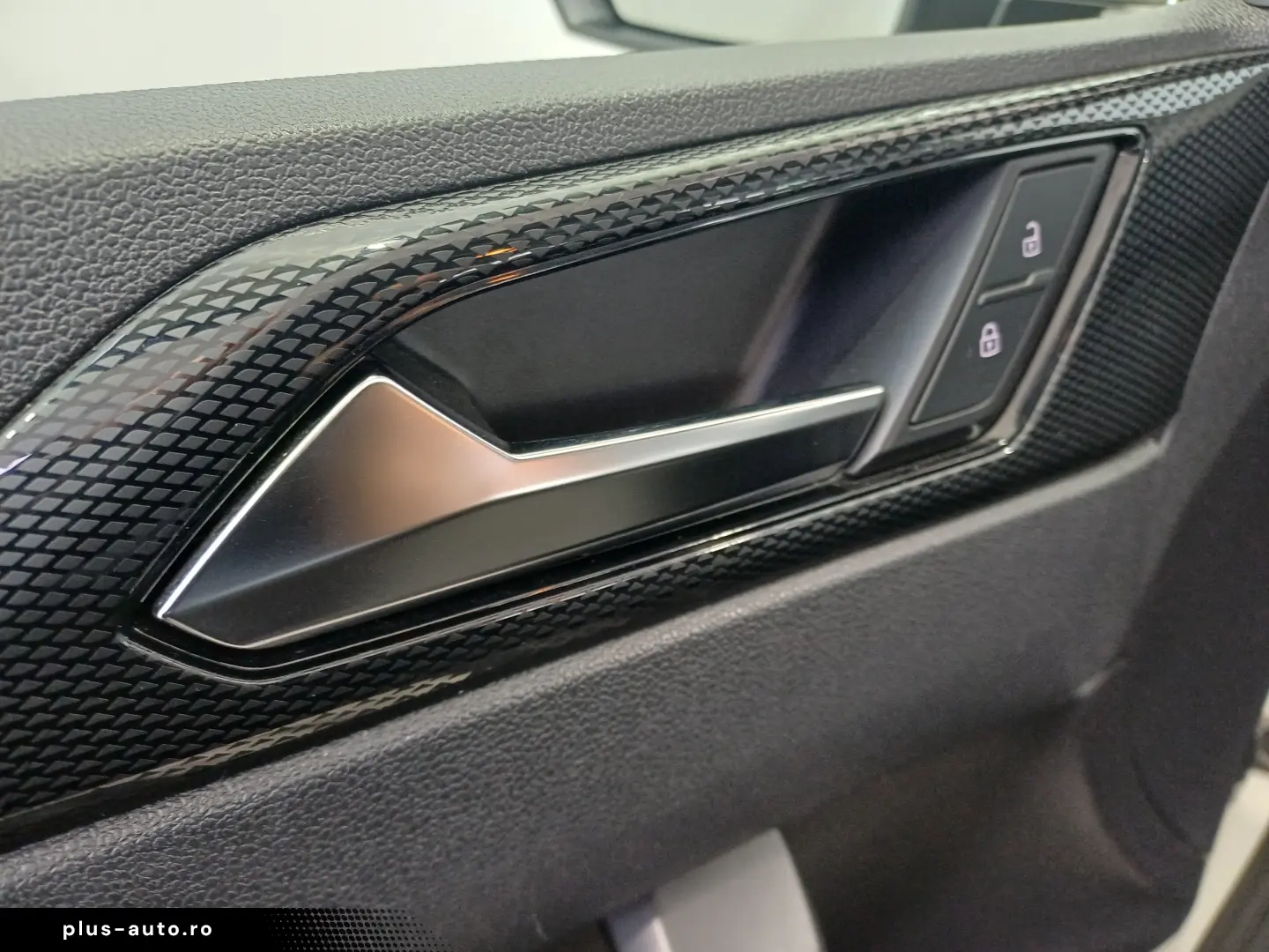 VOLKSWAGEN POLO 1.0 TSI Life 95CP