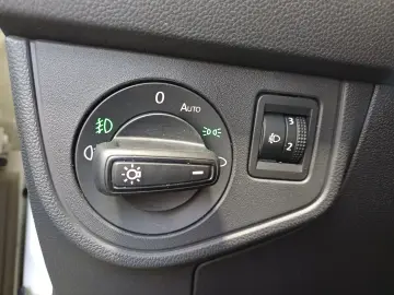 VOLKSWAGEN POLO 1.0 TSI Life 95CP