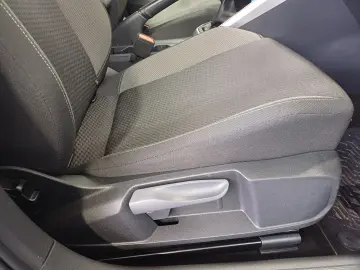 VOLKSWAGEN POLO 1.0 TSI Life 95CP