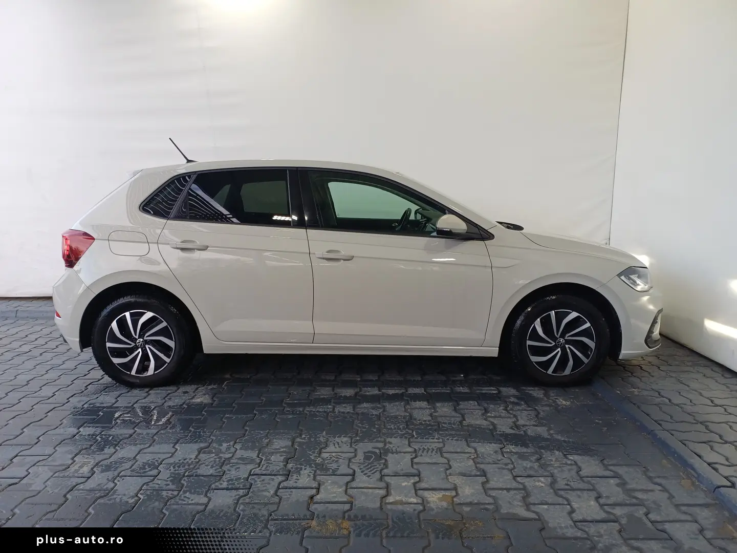 VOLKSWAGEN POLO 1.0 TSI Life 95CP