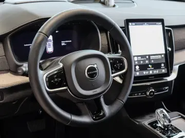 Volvo XC90 T8 AWD Recharge Reskin Ultra Dark