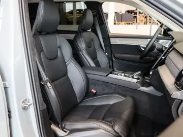 Volvo XC90 T8 AWD Recharge Reskin Ultra Dark