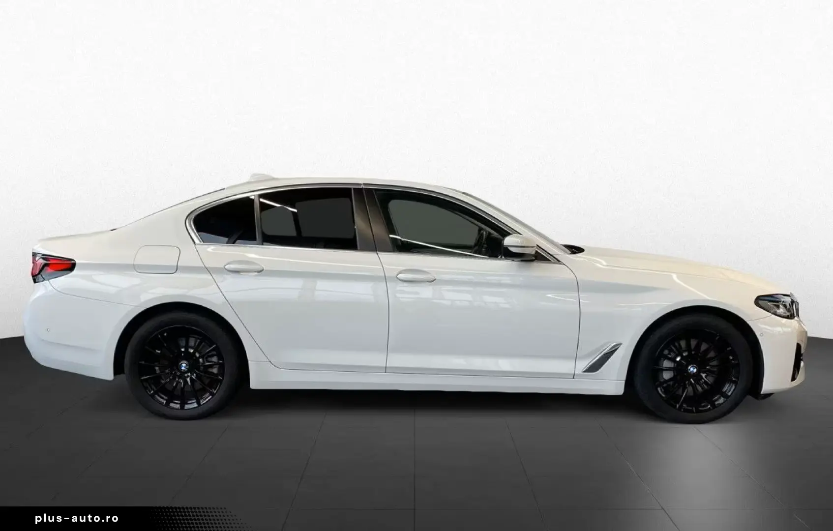 BMW 530iA xDrive LIM LASER HUD MEMORY KAMERA SHZ PDC