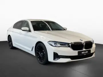 BMW 530iA xDrive LIM LASER HUD MEMORY KAMERA SHZ PDC