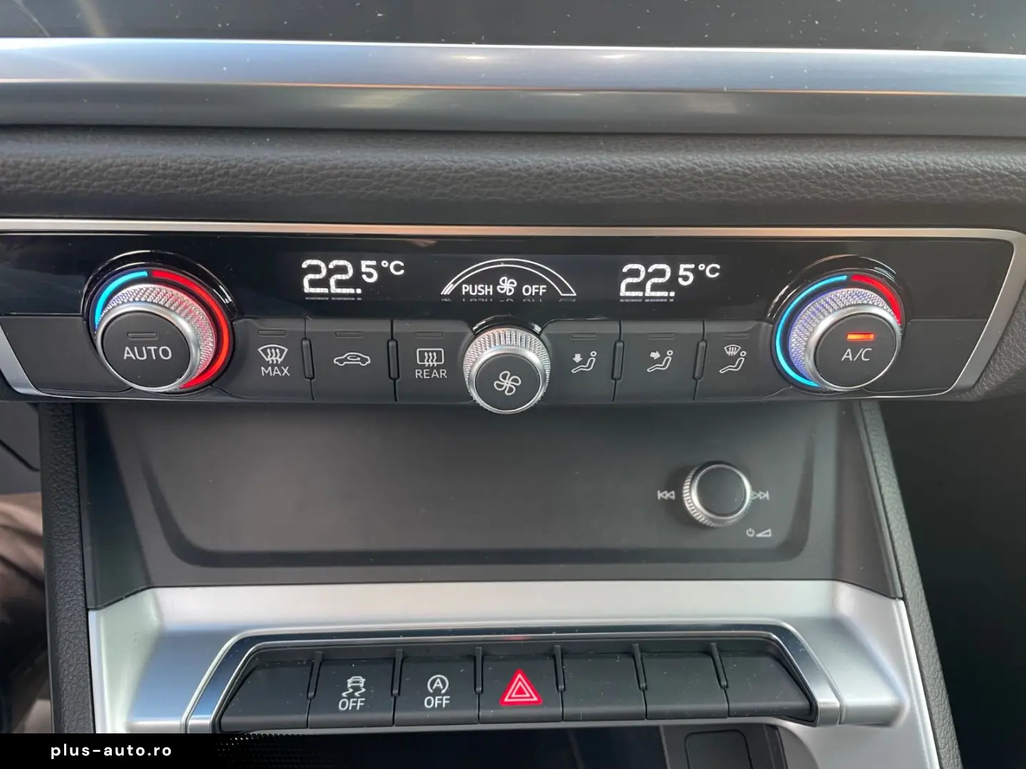 AUDI Q3 35  2 0 TDI Automatik Navi Faruri LED