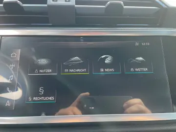 AUDI Q3 35  2 0 TDI Automatik Navi Faruri LED