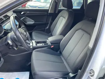 AUDI Q3 35  2 0 TDI Automatik Navi Faruri LED