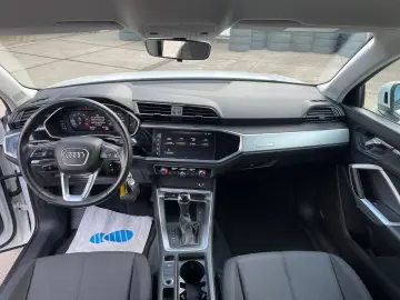 AUDI Q3 35  2 0 TDI Automatik Navi Faruri LED