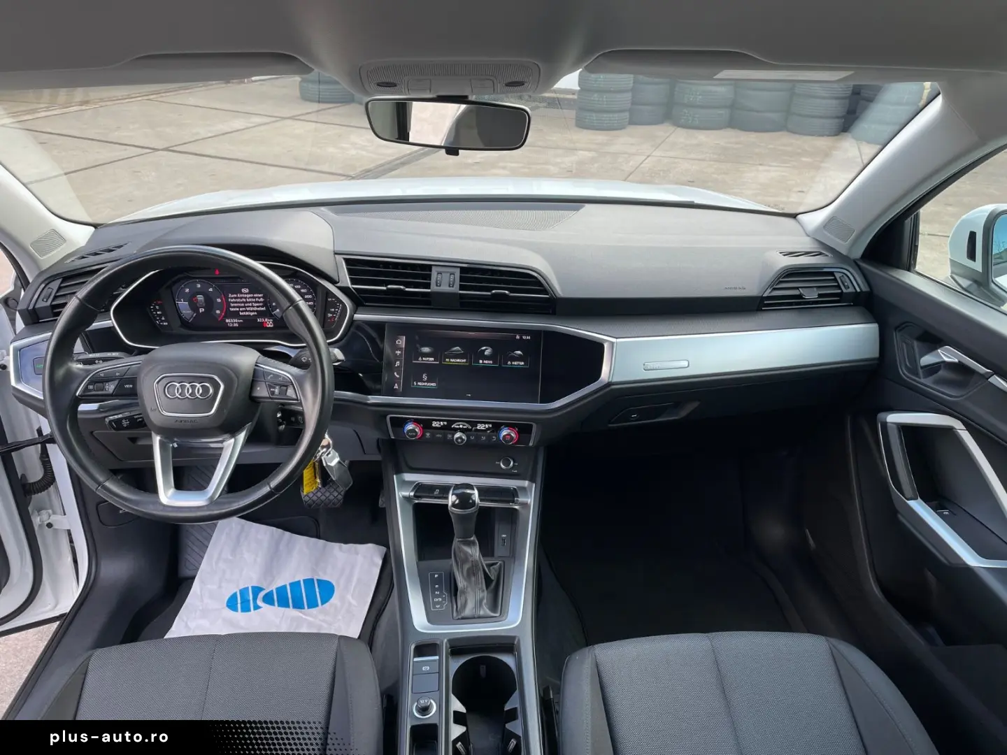 AUDI Q3 35  2 0 TDI Automatik Navi Faruri LED