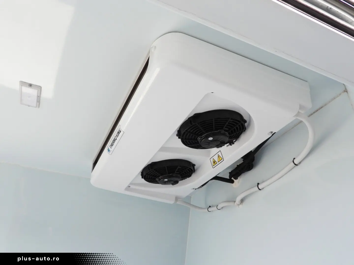 RENAULT MASTER KÜHLKASTENWAGEN -10 C TEMPOMAT NAVIGATION